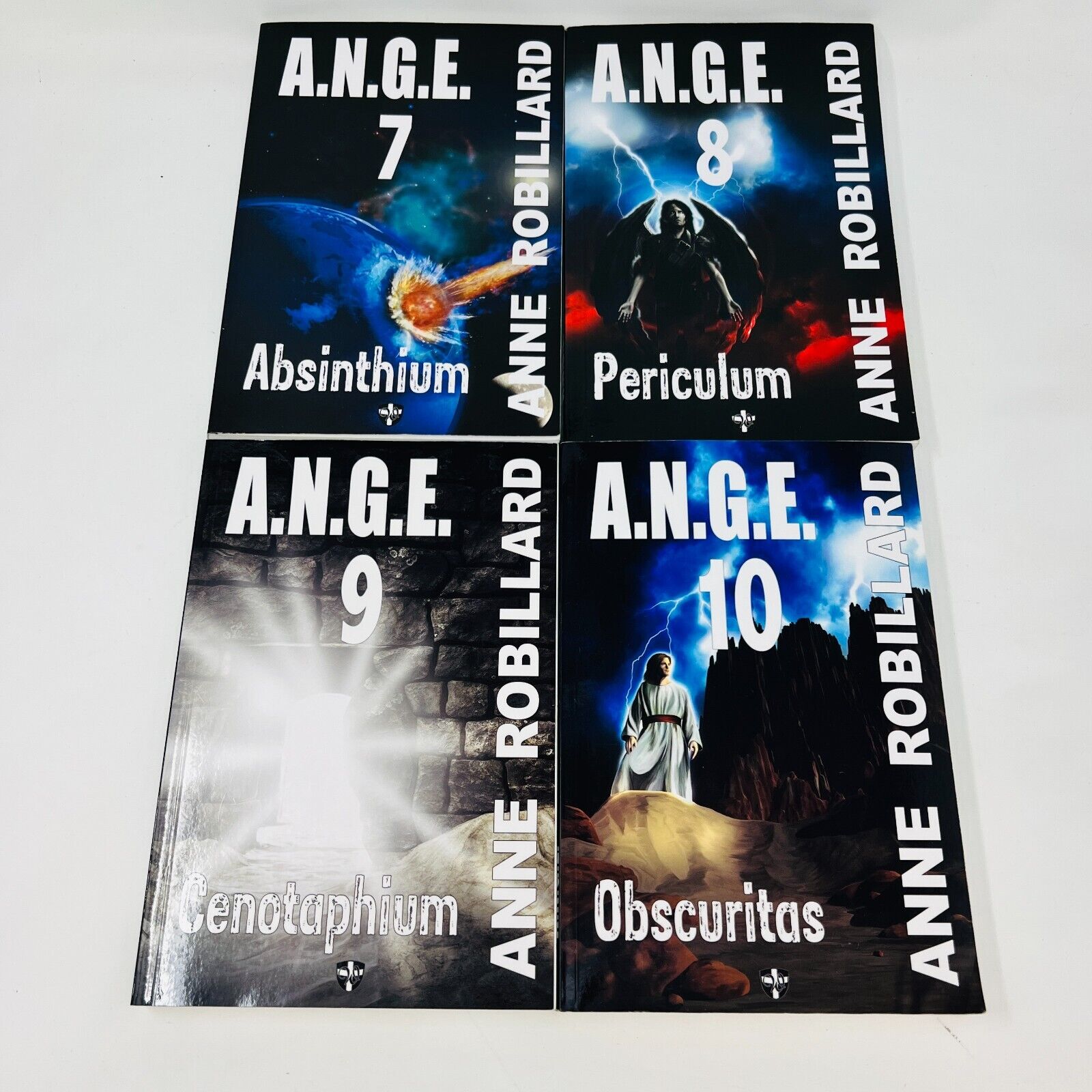 Lot de 10 Livres Ange A.N.G.E #1-10 Anne Robillard Série Complète Antichristus