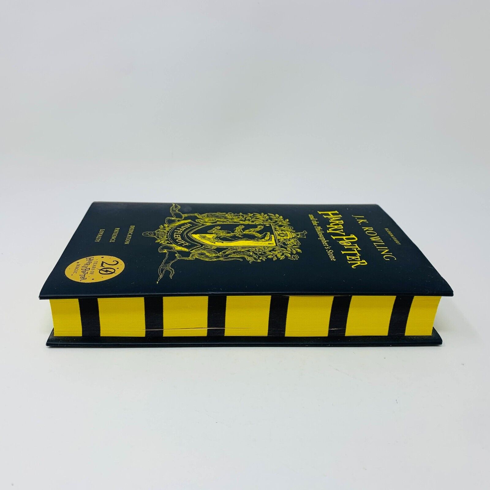 2017 Harry Potter and the Philosopher's Stone Hufflepuff Edition HC Bloomsburry