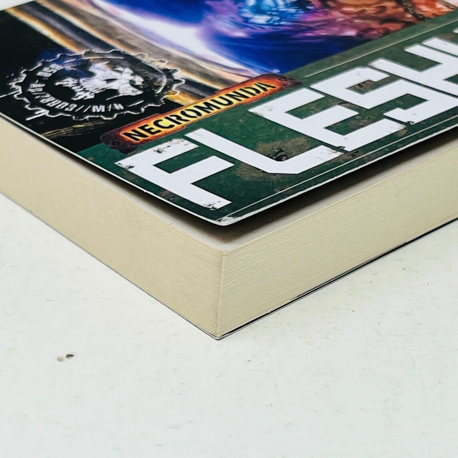2017 Fleshworks Necromunda Warhammer 40k 40,000 by Lucien Soulban MMPB 1st Print