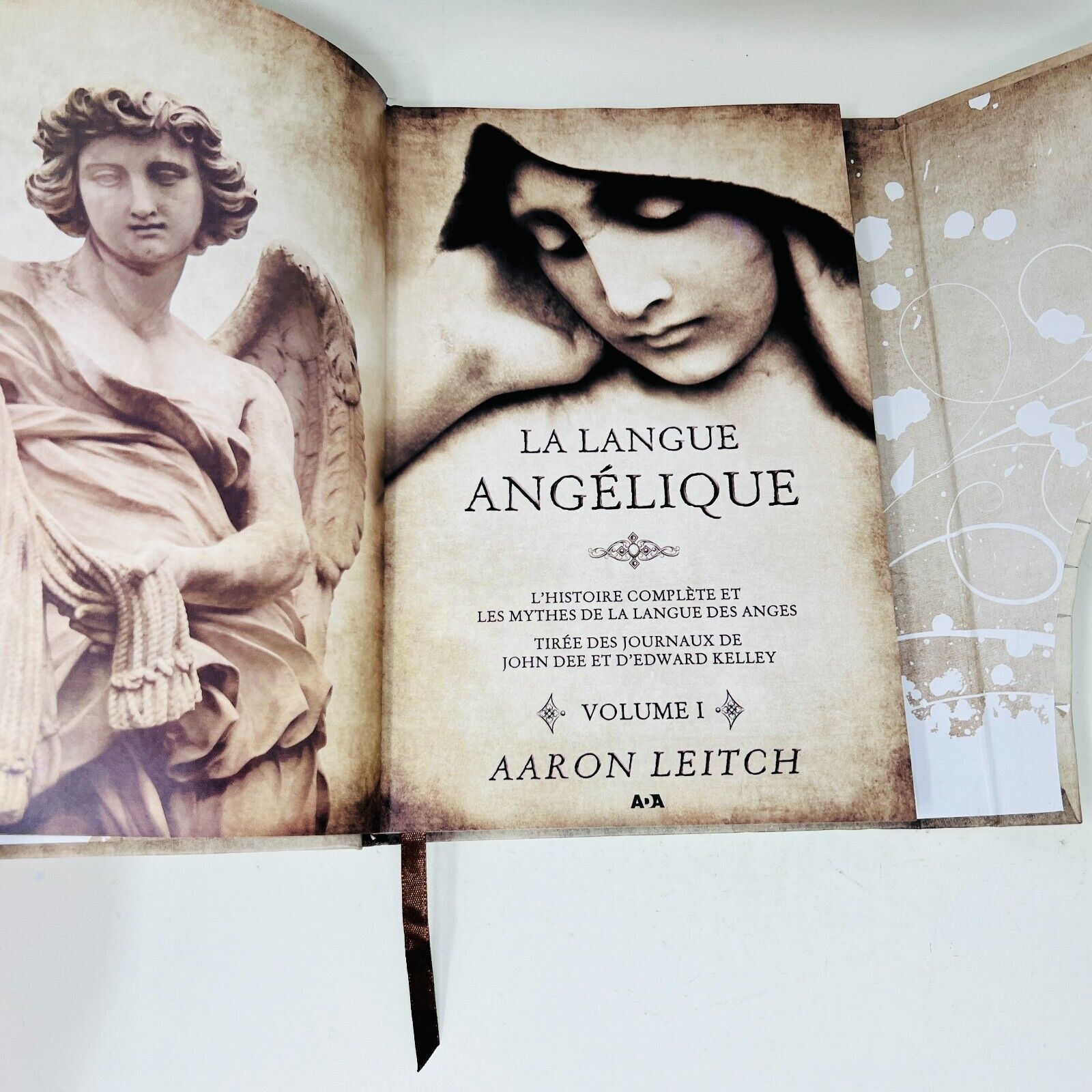 La Langue Angélique Volume 1 de Aaron Leitch ADA Histoire Mythes Anges Français