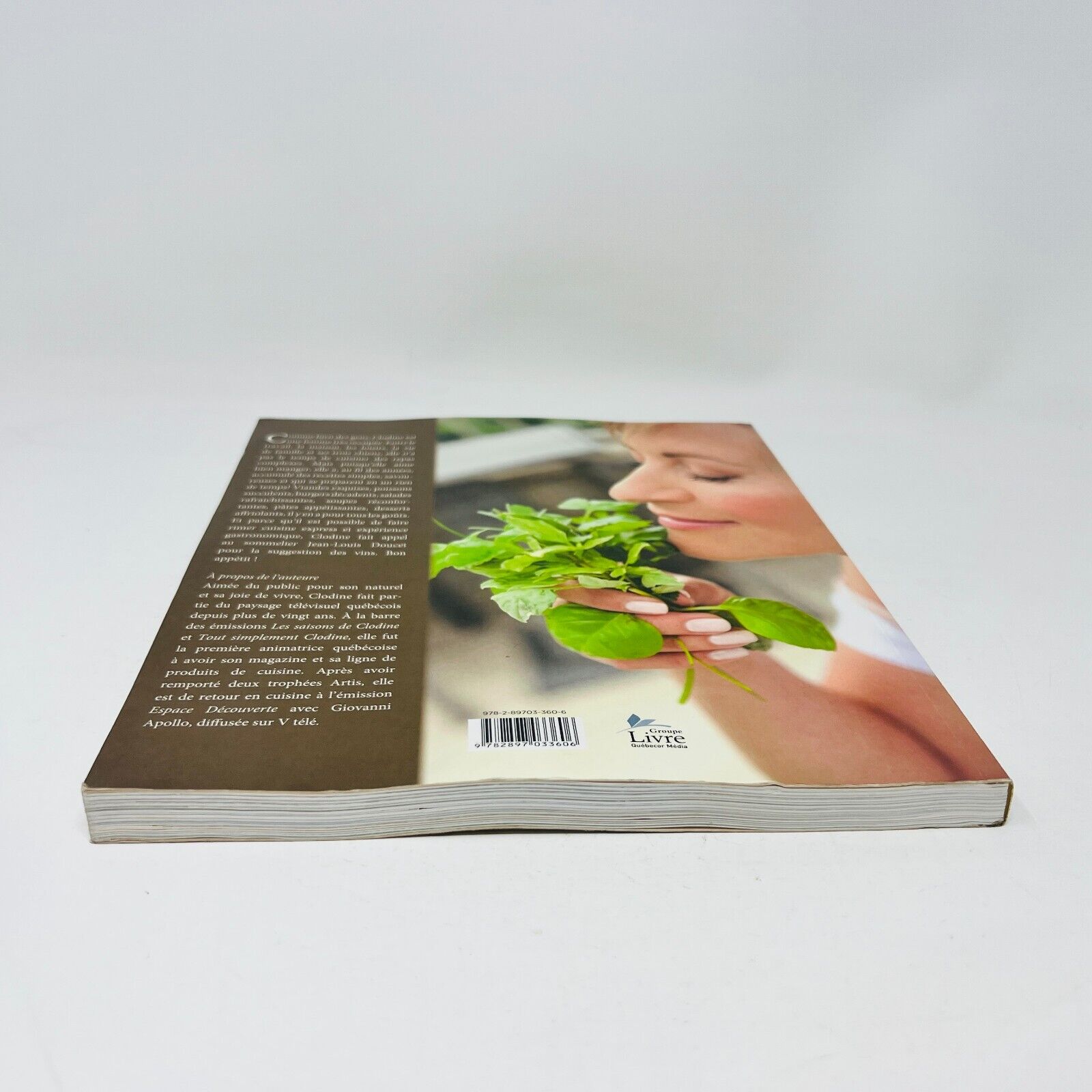 2016 Clodine Ma Cuisine Express de Clodine Desrochers Livre de Recettes Français
