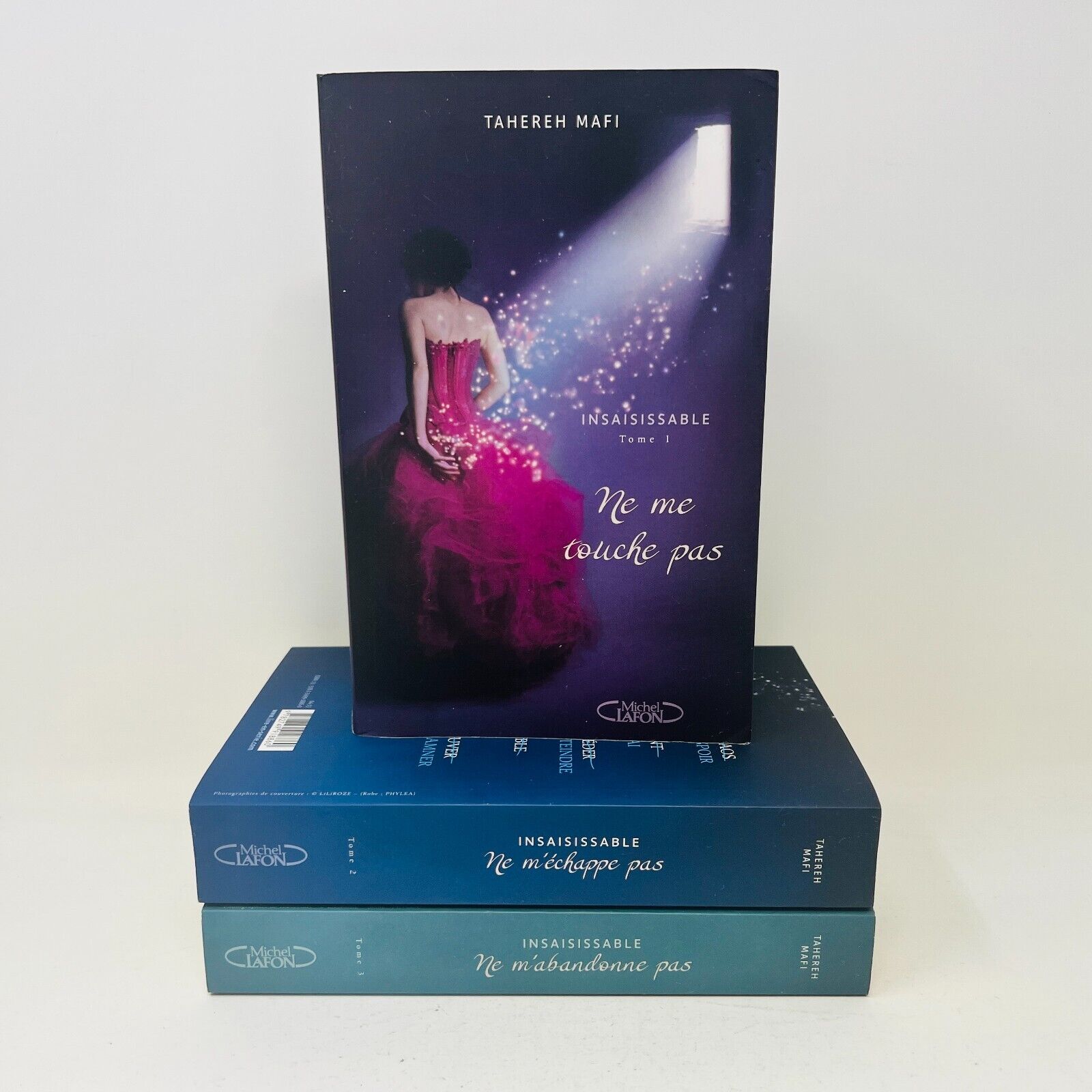 Insaisissable Tome 1-2-3 de Tahereh Mafi en Français/French Ne Me Touche Pas Lot