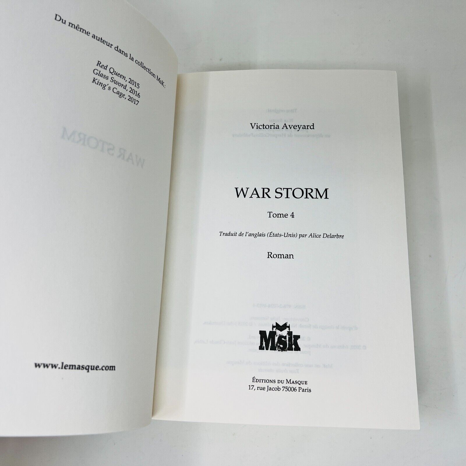 2020 War Storm de Victoria Aveyard en Français/French Livre MSK Saga Red Queen