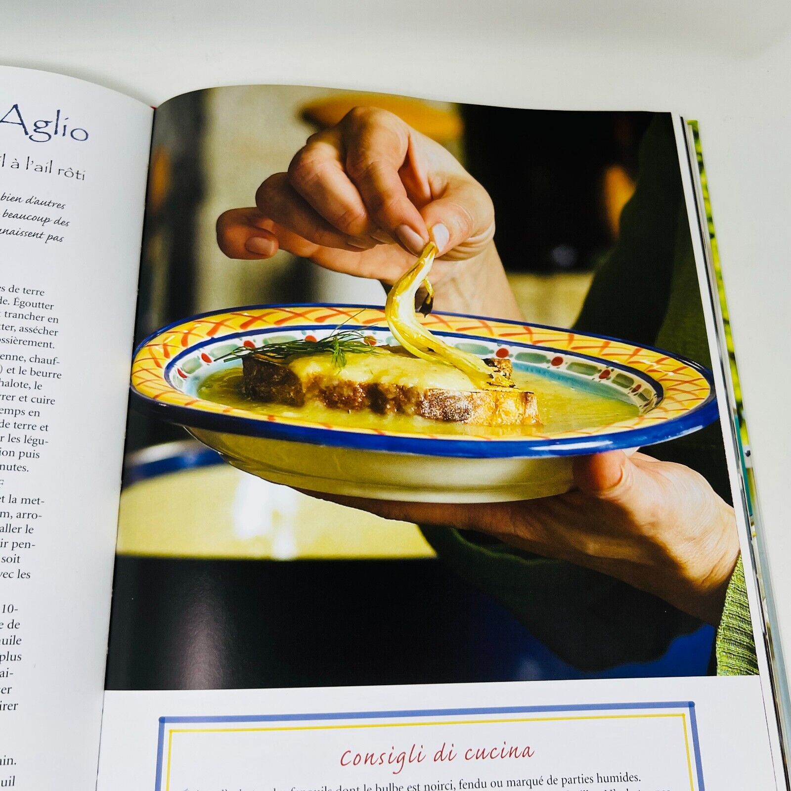 2009 Cuisinez avec Maria Loggia Livre de Recettes Cardinal Français HC 2000s