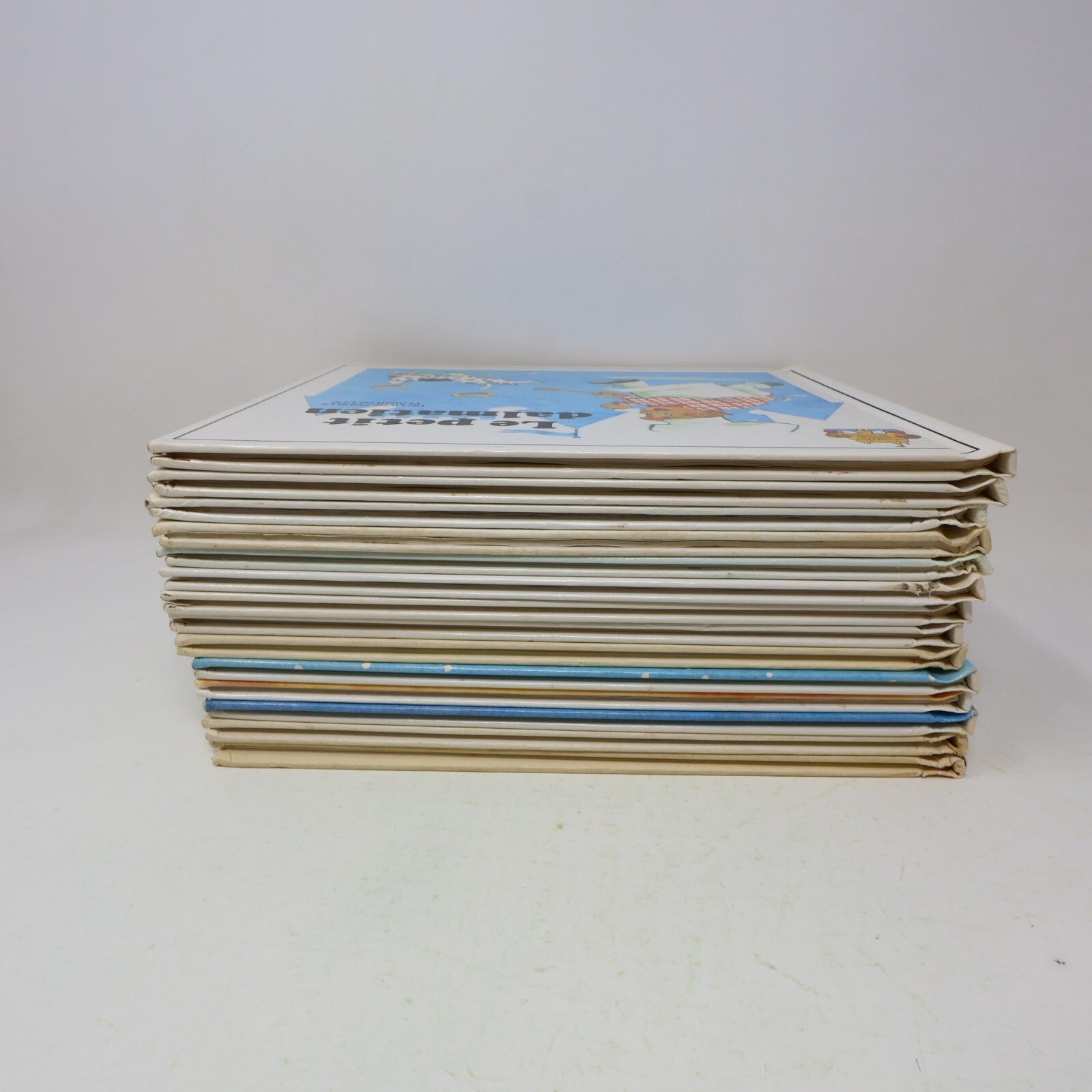 Lot 14 Le Château Magique du Livre Jane Belk Moncure Livres Enfants Français 80s
