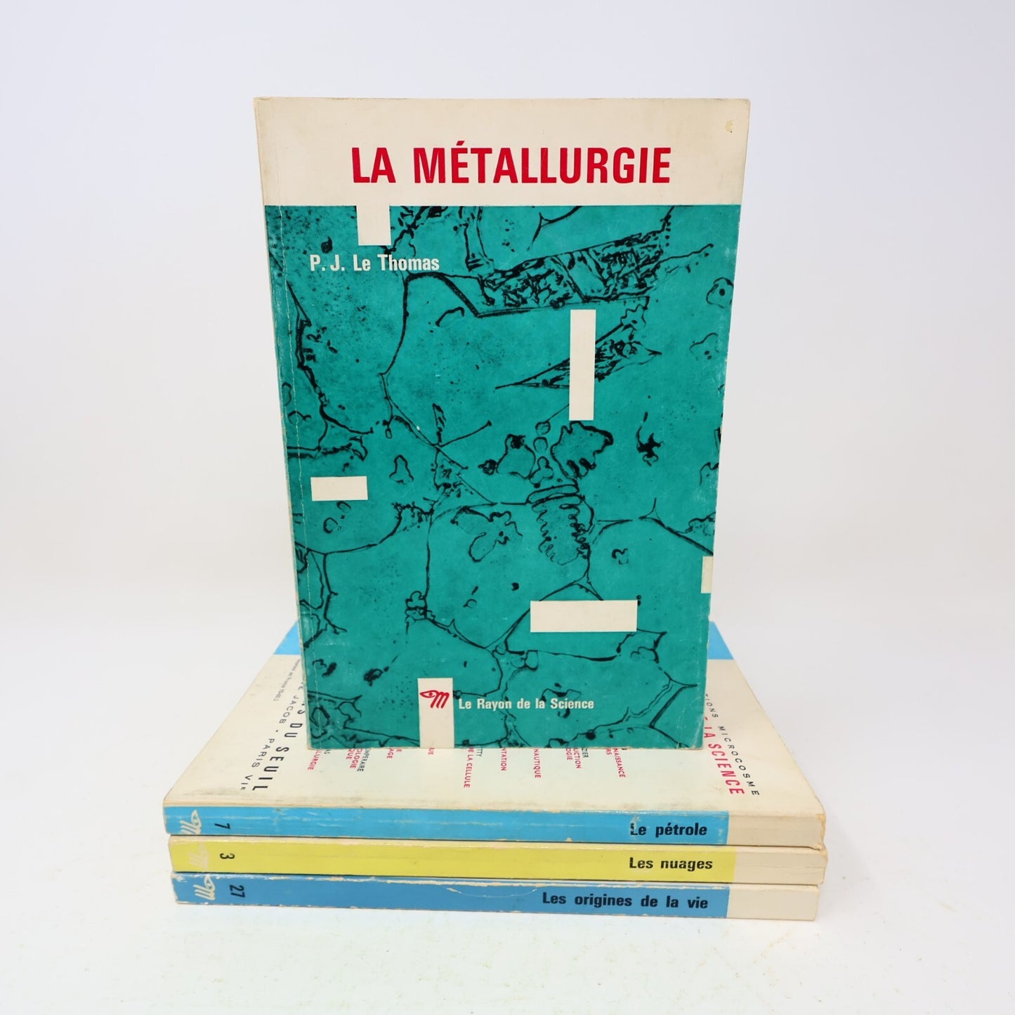 Microcosme Le Rayon de la Science Lot 4 Livres Nuages/Pétrole/Métallurgie/Vie