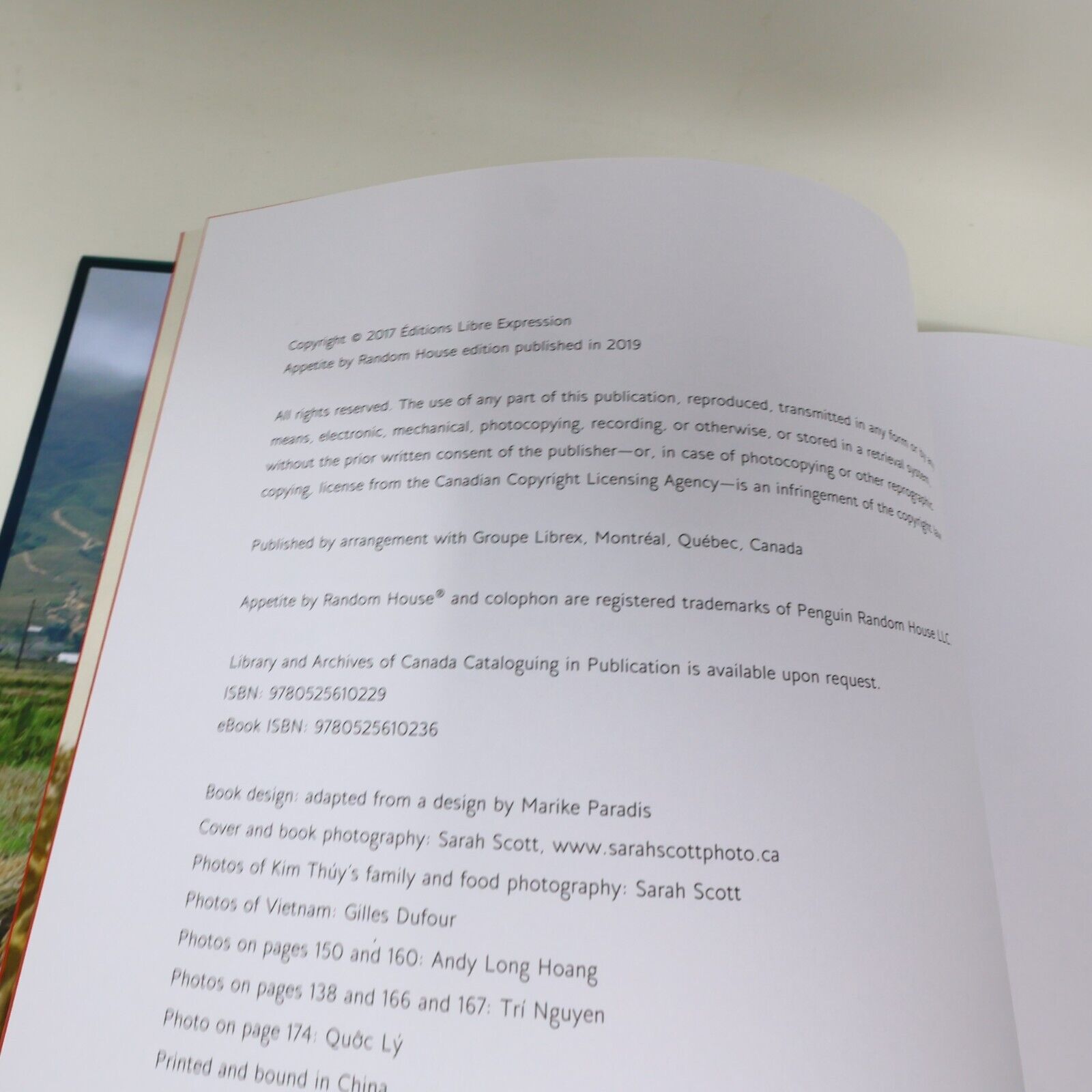 2019 Secrets From My Vietnamese Kitchen Kim Thúy Cookbook Recipes 1st Print HC