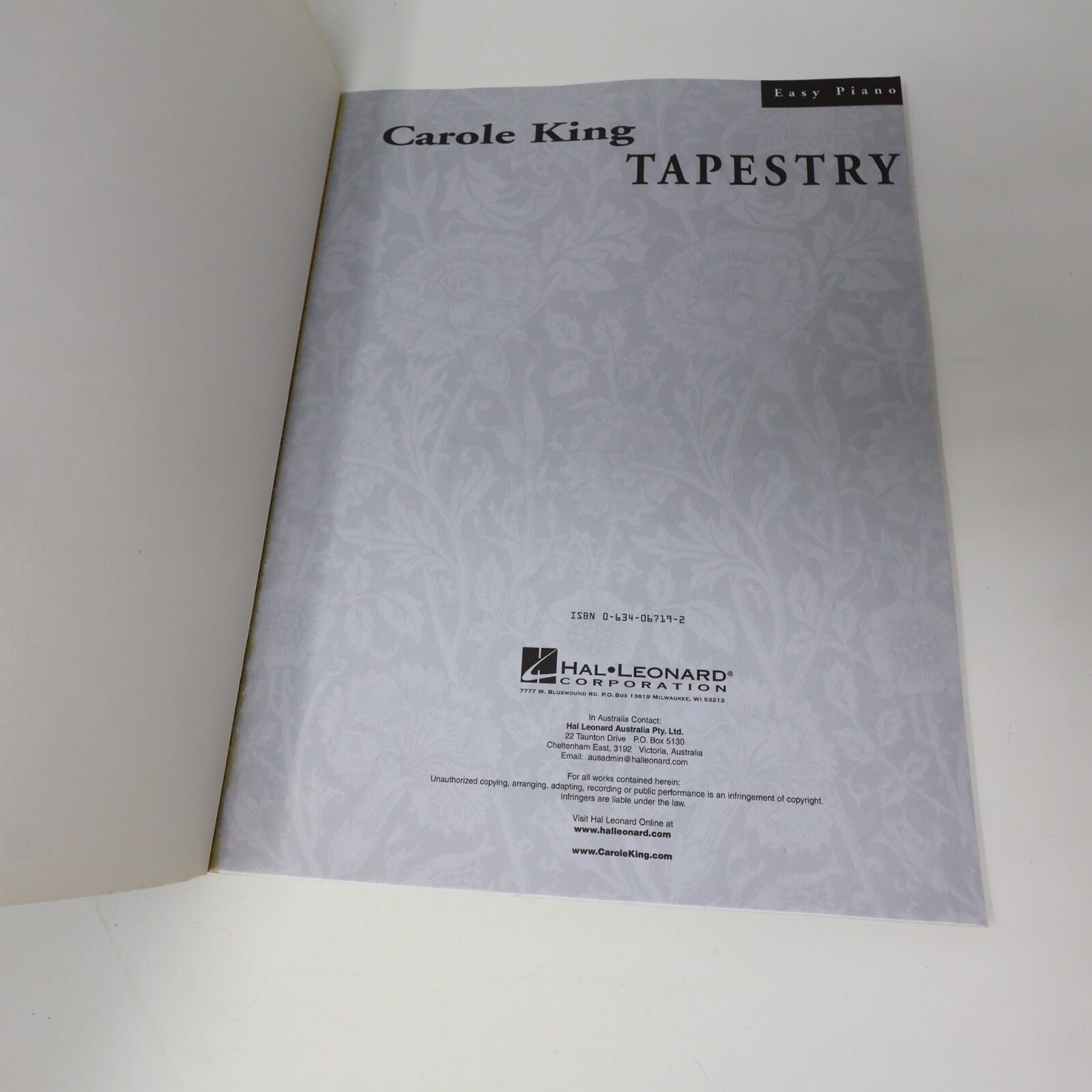 Carole King Tapestry Easy Piano Vocal Songbook Sheet Music Hal Leonard Paperback