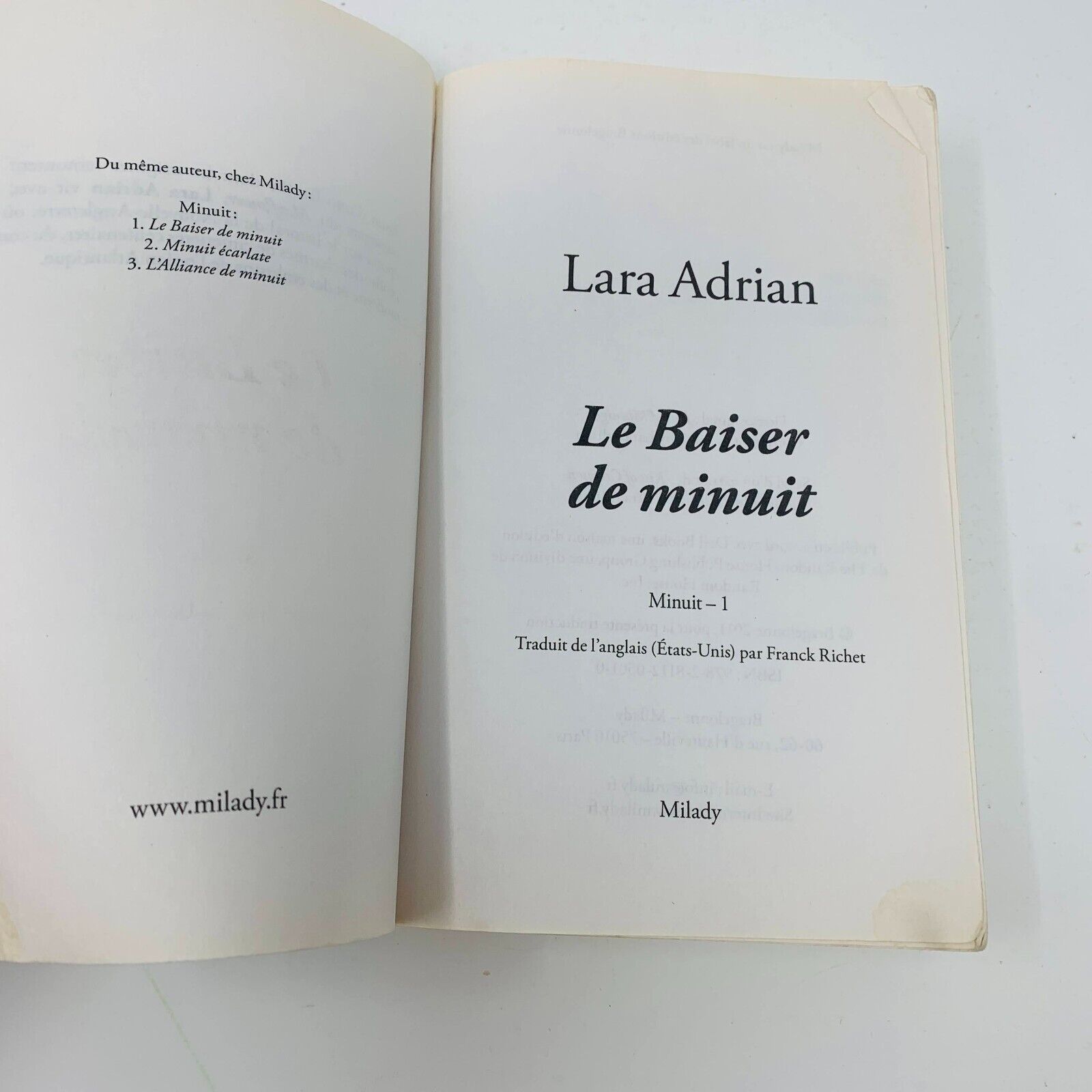 Minuit #1-14 de Lara Adrian Lot de 14 Livres en Français/French Minuit Écarlate