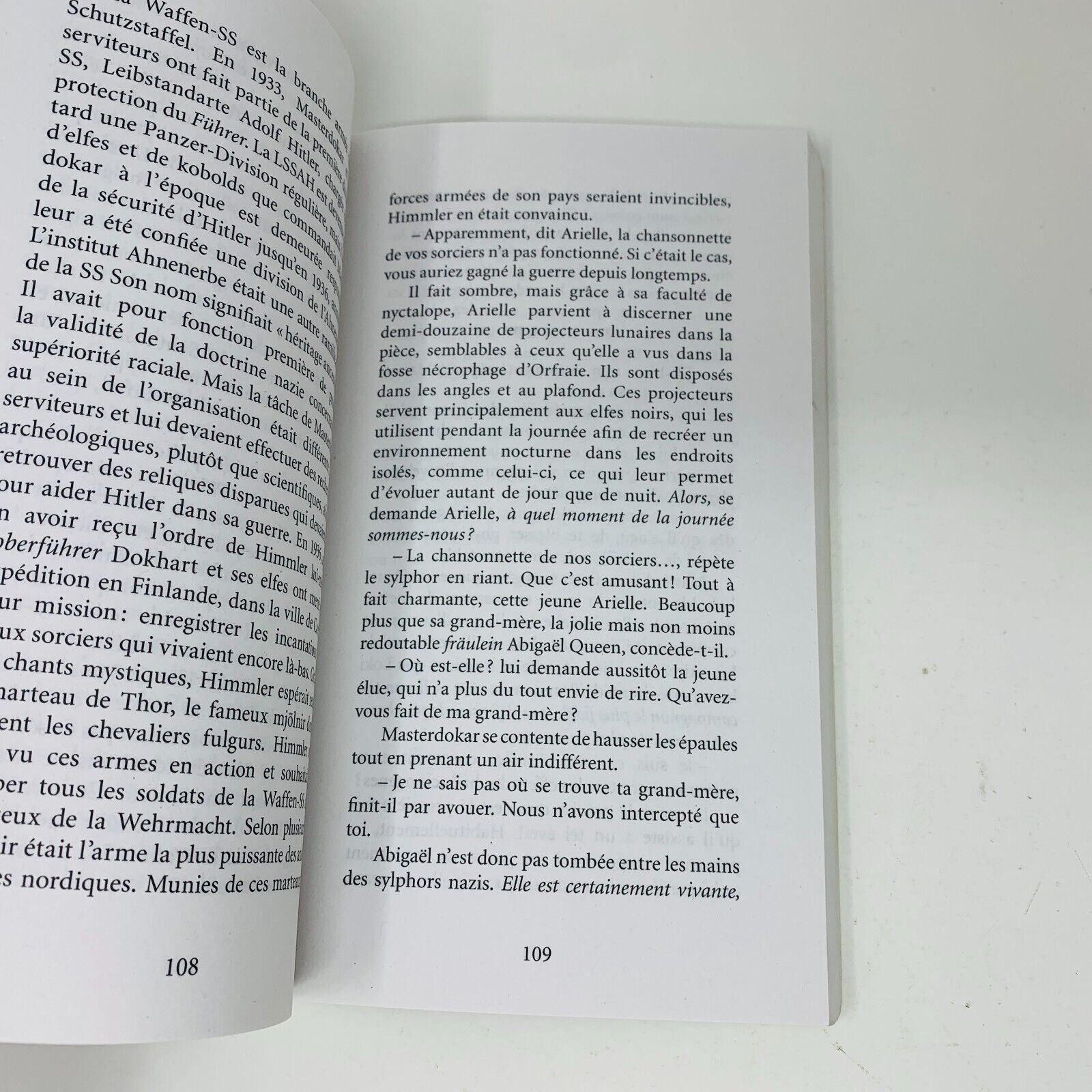 Arielle Queen 5-6-7-8 Lot Livres Michel J. Lévesque Bunker 55 Dix-Huitième Chant