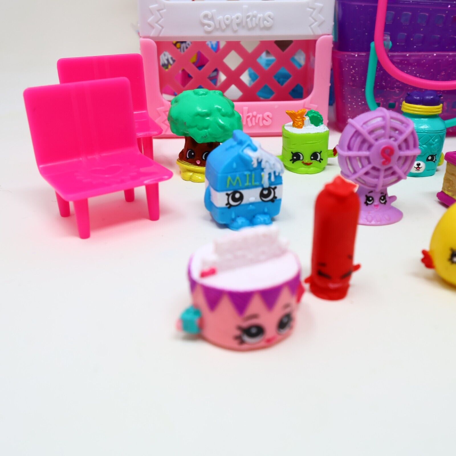 Lot of 20 Shopkins Figures + Sweet Spot Candy Shop Toys Baskets Mixed Moose
