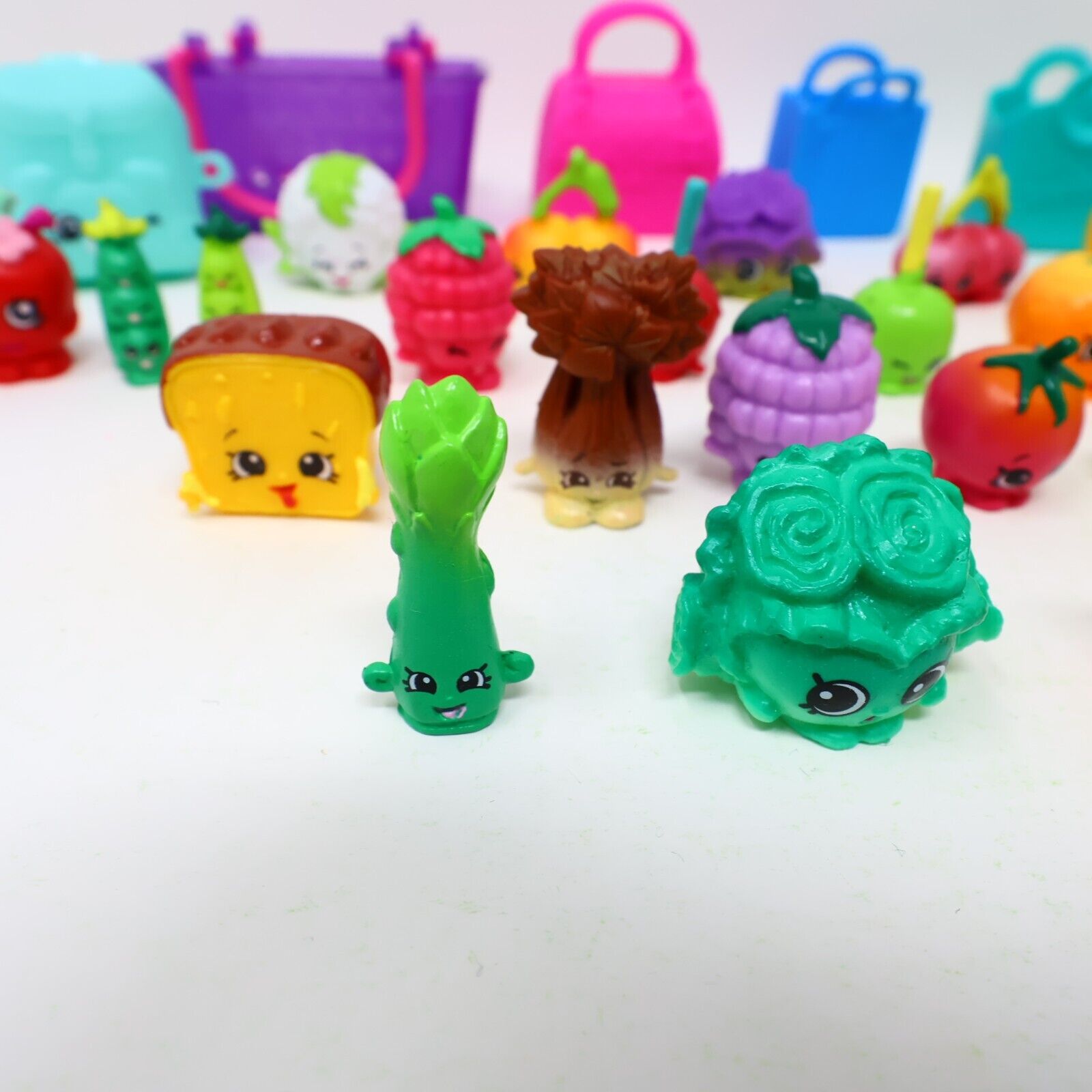 Lot of 24 Shopkins Figures Toys Mixed Fruits Vegetables Peach Apple Onion Moose