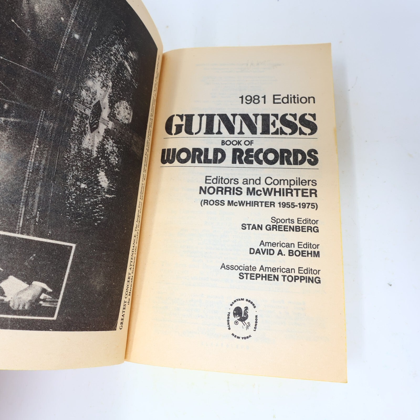 1981 Guinness Book of World Records Norris Mcwhirter Bantam Reference 1st Print