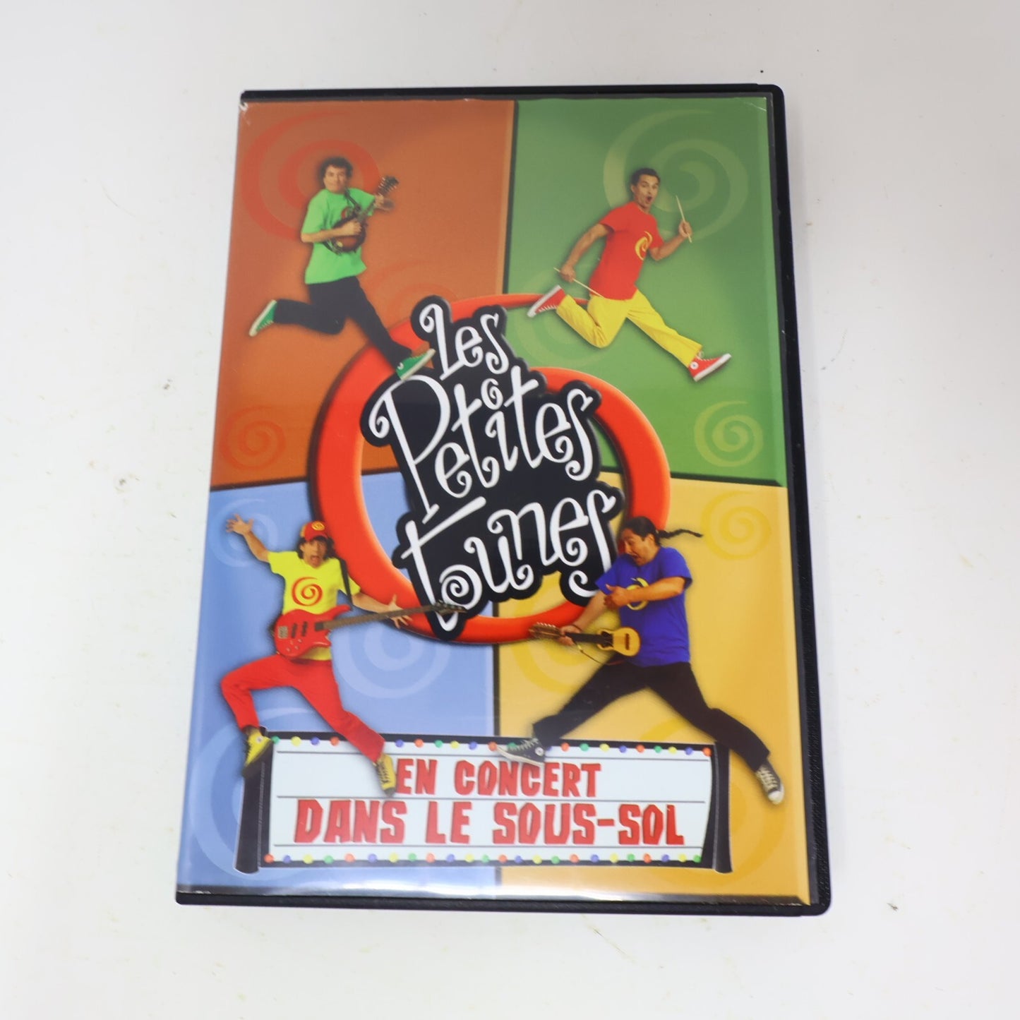 Les Petites Tounes en Concert dans le Sous-Sol DVD Spectacle Enfants Musique