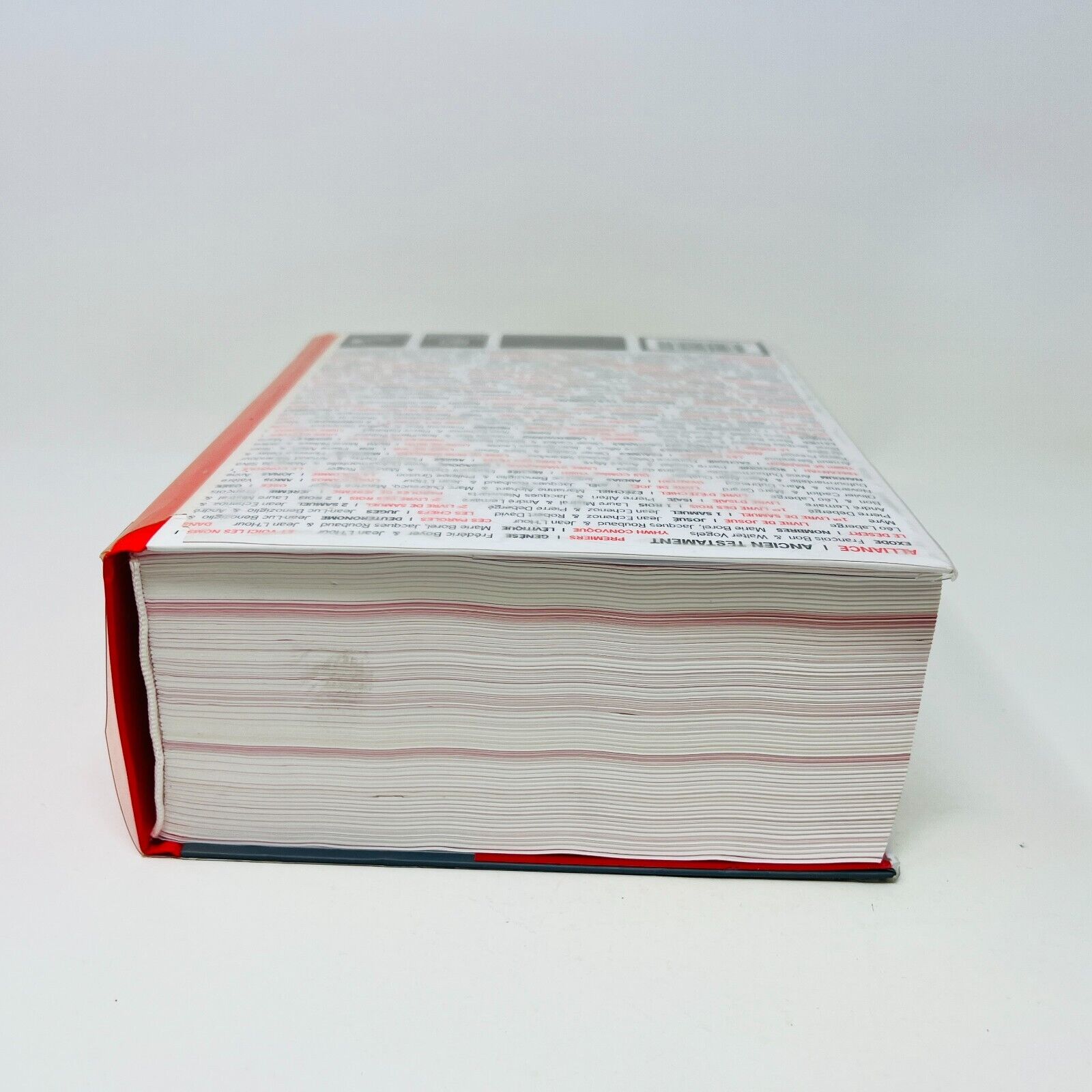 2001 La Bible Nouvelle Traduction Bayard/Médiaspaul en Français/French Hardcover