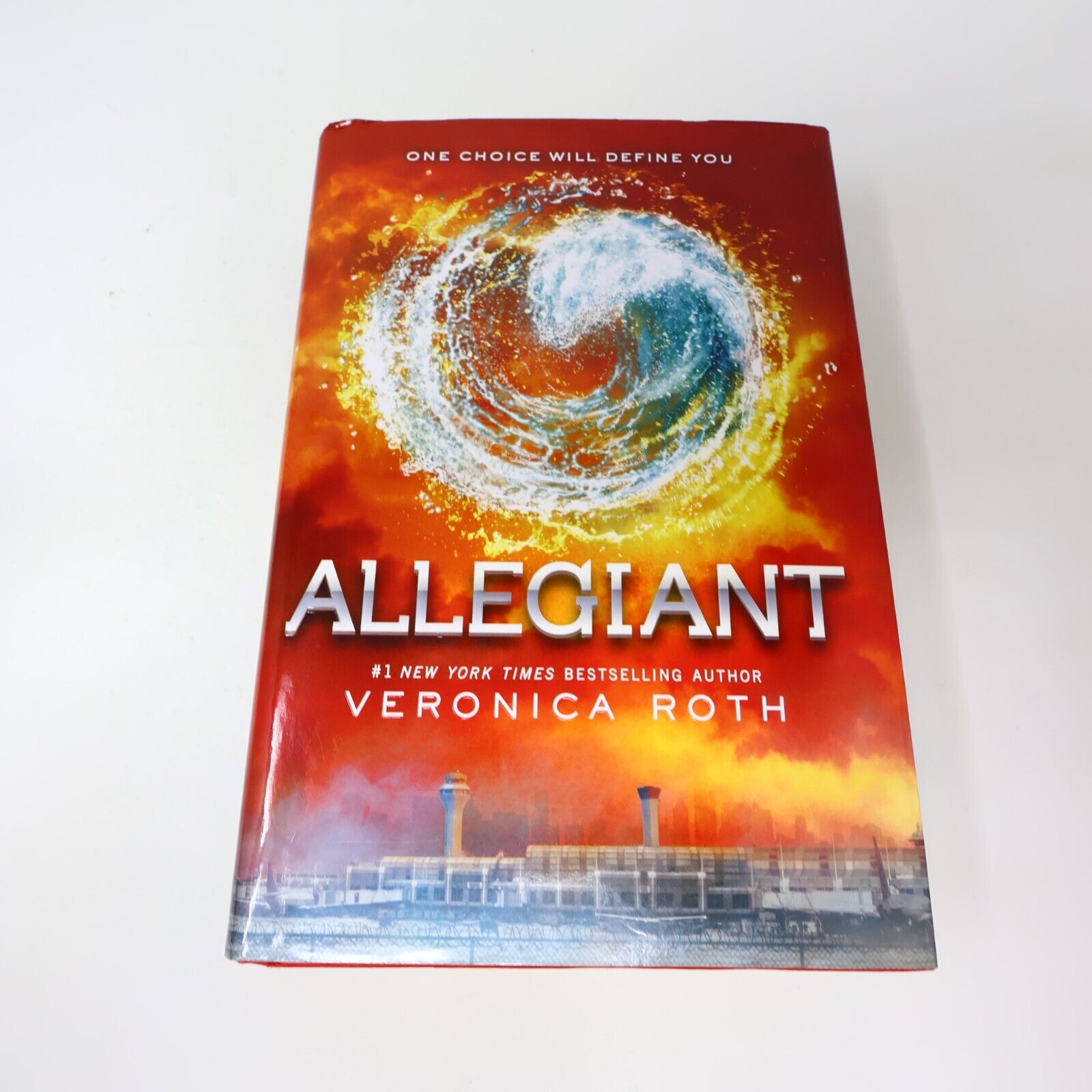 The Divergent Series #1-2-3 Boxset Veronica Roth Science-Fiction Allegiant Lot