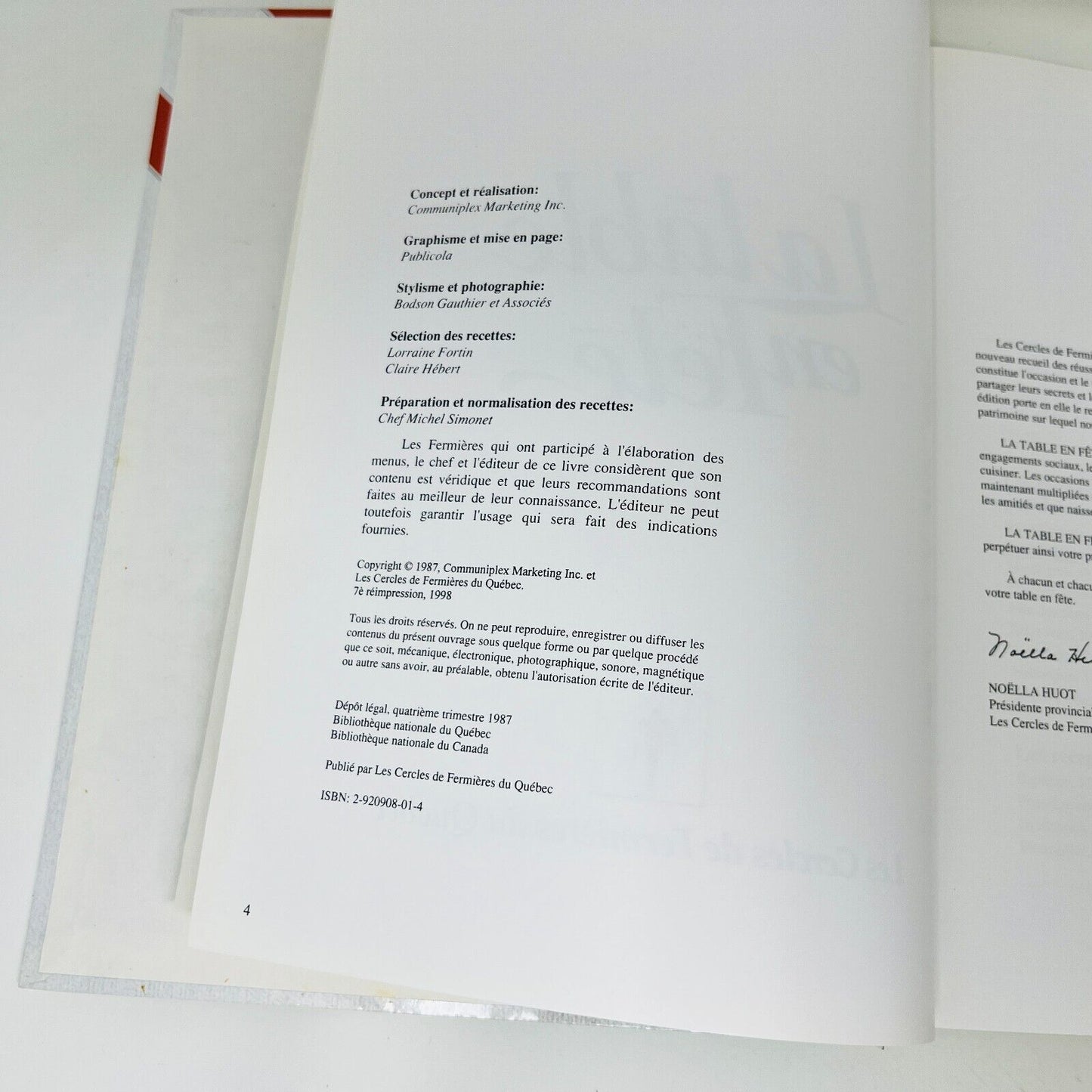 1998 La Table en Fête Les Cercles des Fermières du Québec Livre Recettes Cuisine