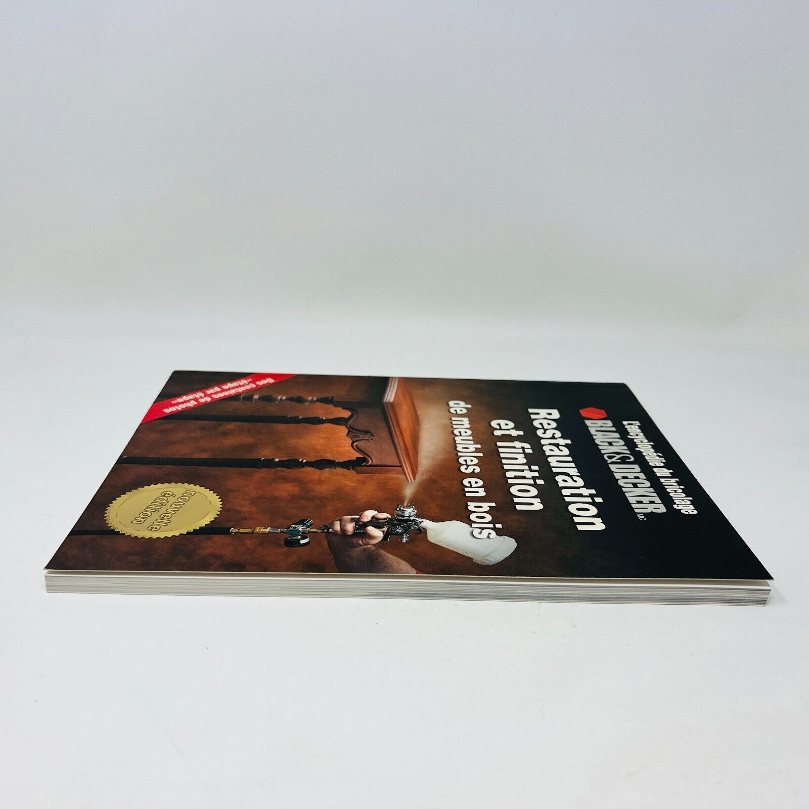Restauration et Finition de Meubles en Bois Livre Bricolage Black & Decker 2008