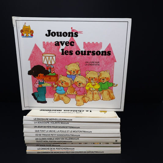Lot 13 Livres Le Château Magique du Livre Jane Belk Moncure Grolier Français HC
