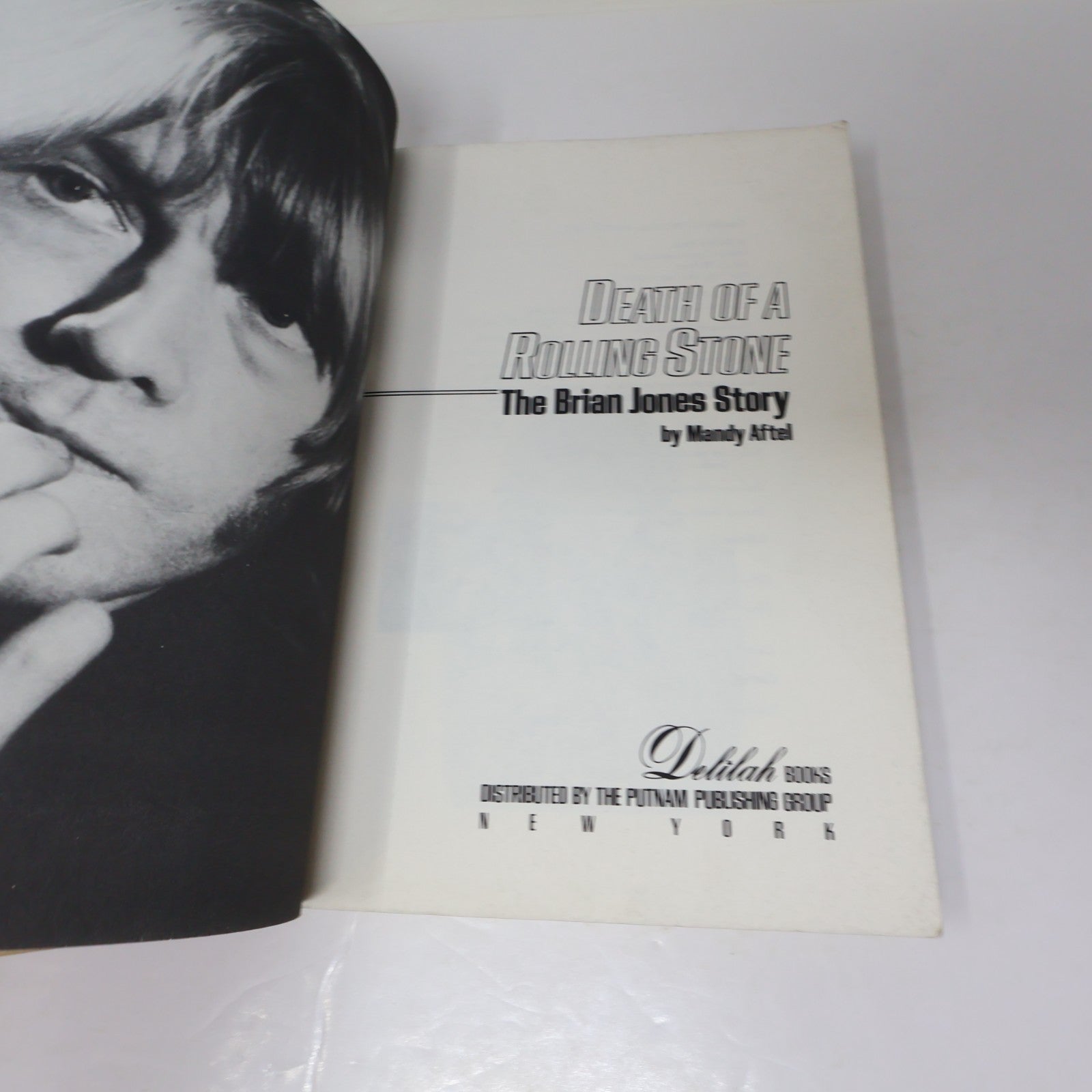 Death of a Rolling Stone the Brian Jones Story Mandy Aftel Putnam 1982 PB Music