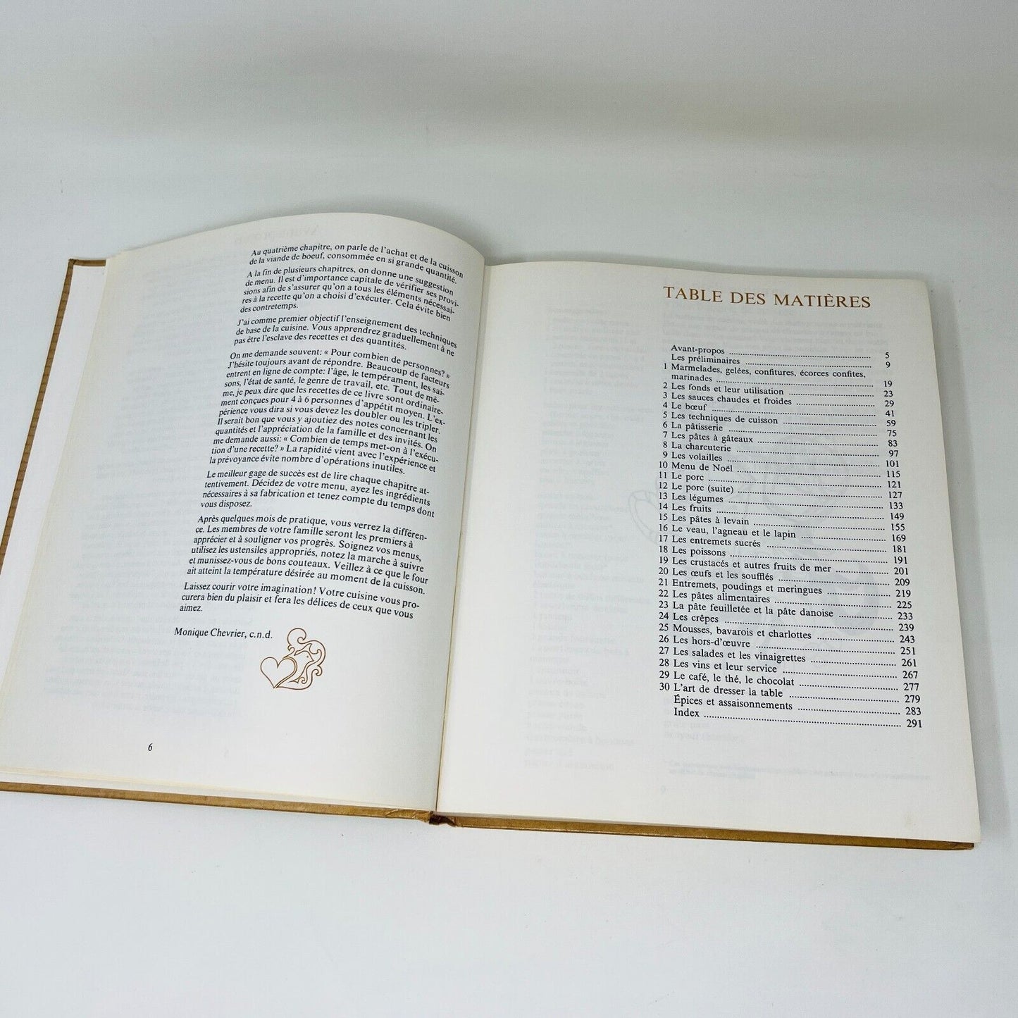 1973 La Cuisine de Monique Chevrier Mirabel Livre Recettes en Français Cookbook