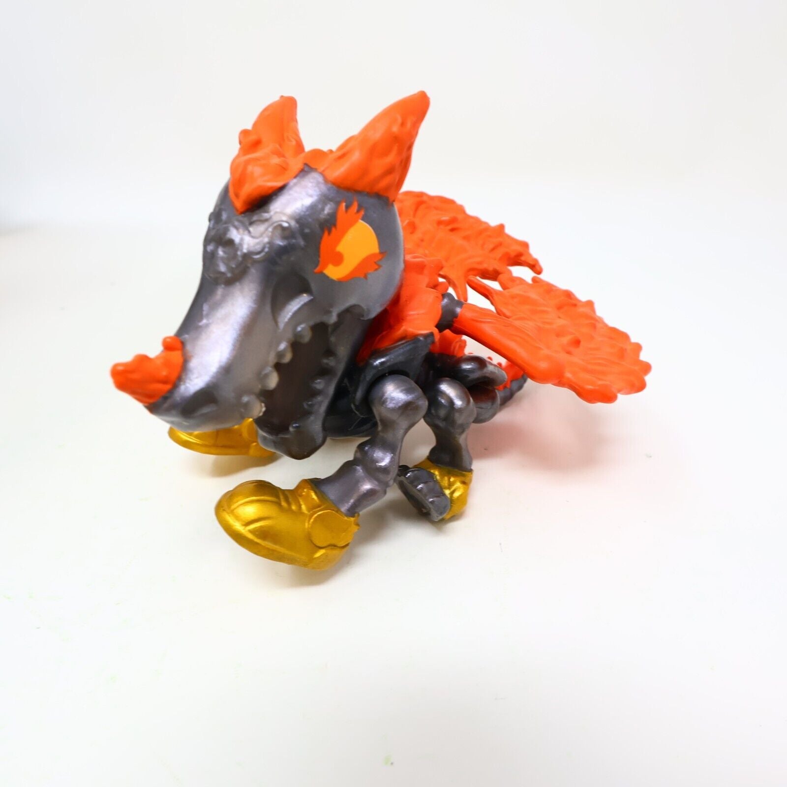Treasure X Emberback Dragon Arachnide Ninja Gold Set Moose Toy Land of Dragons