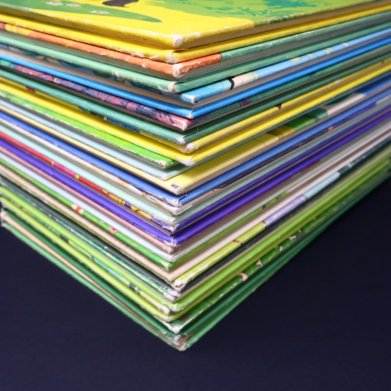 Lot 16 Livres Les Livres Merveilleux de Disney Enfants Livre Loisirs Français HC