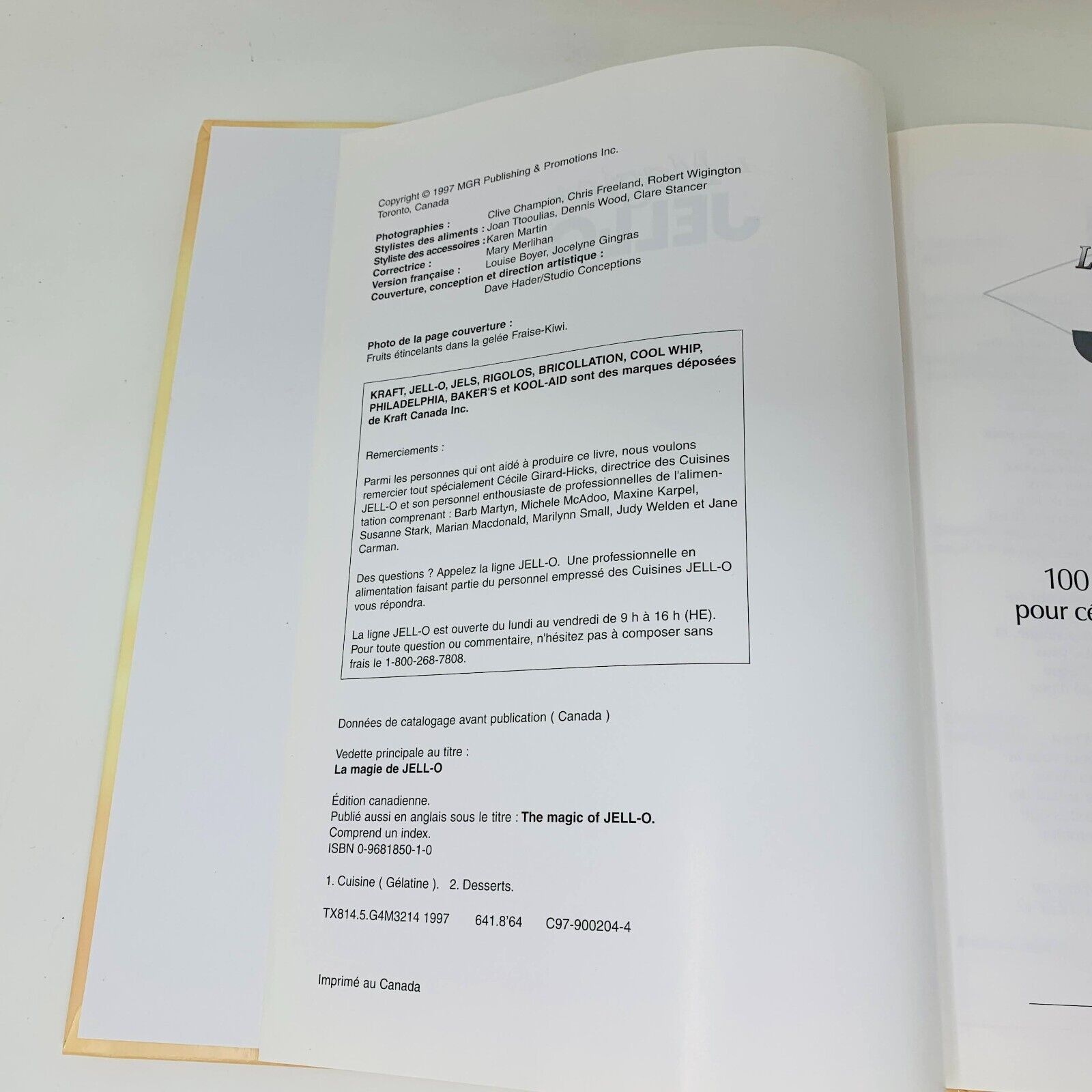 1997 La Magie de JELL-O Desserts et goûters 100 Recettes Livre Cuisine Français