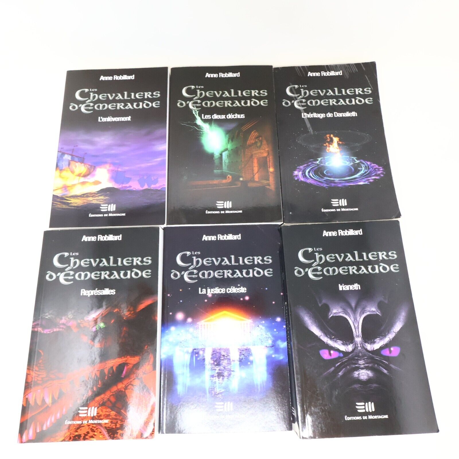 Les Chevaliers d'Émeraude 1-12 Série Complète Français Anne Robillard Lot Livres