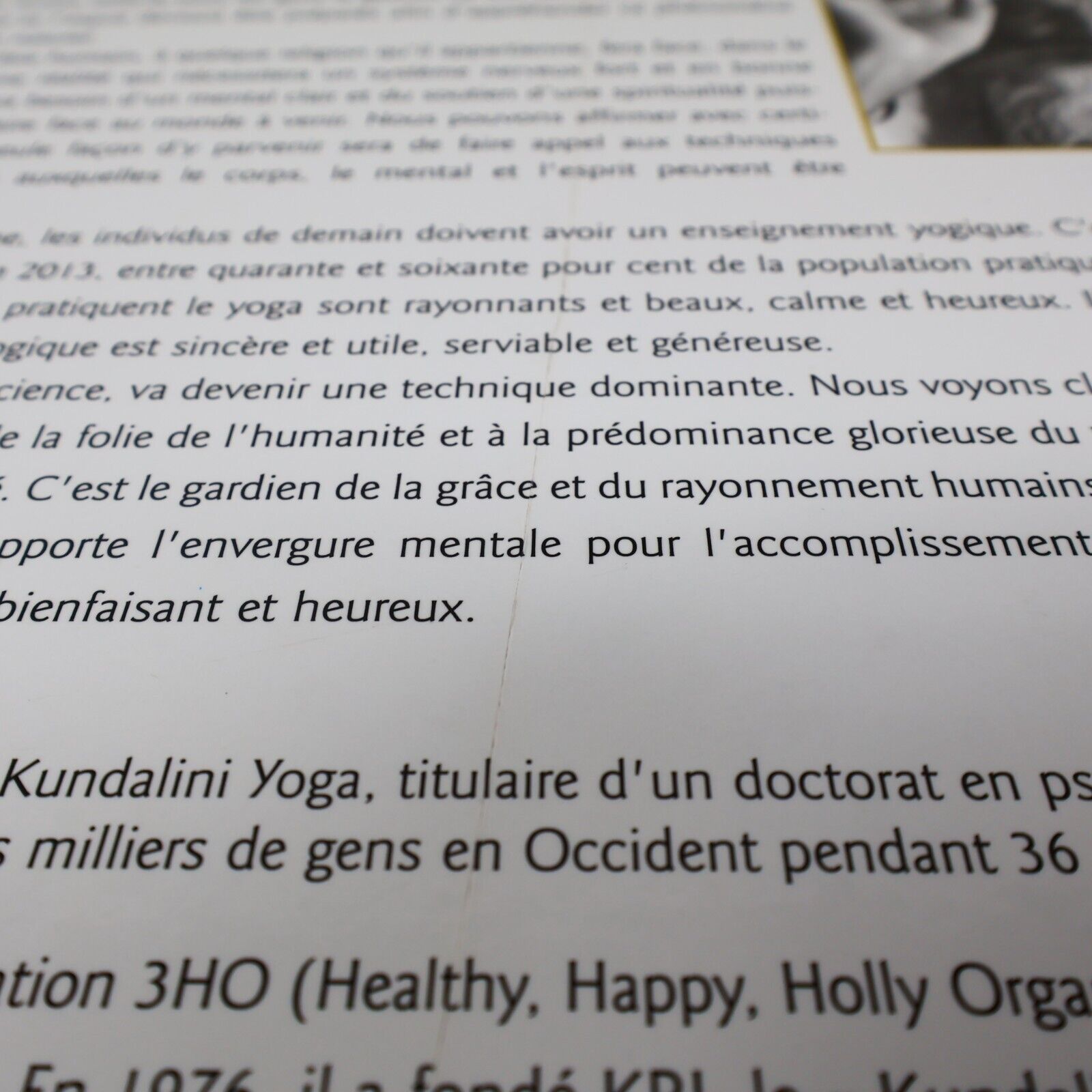 The Aquarian Teacher Kri Niveau 1 Professeur Kundalini Yoga Yogi Bhajan Français