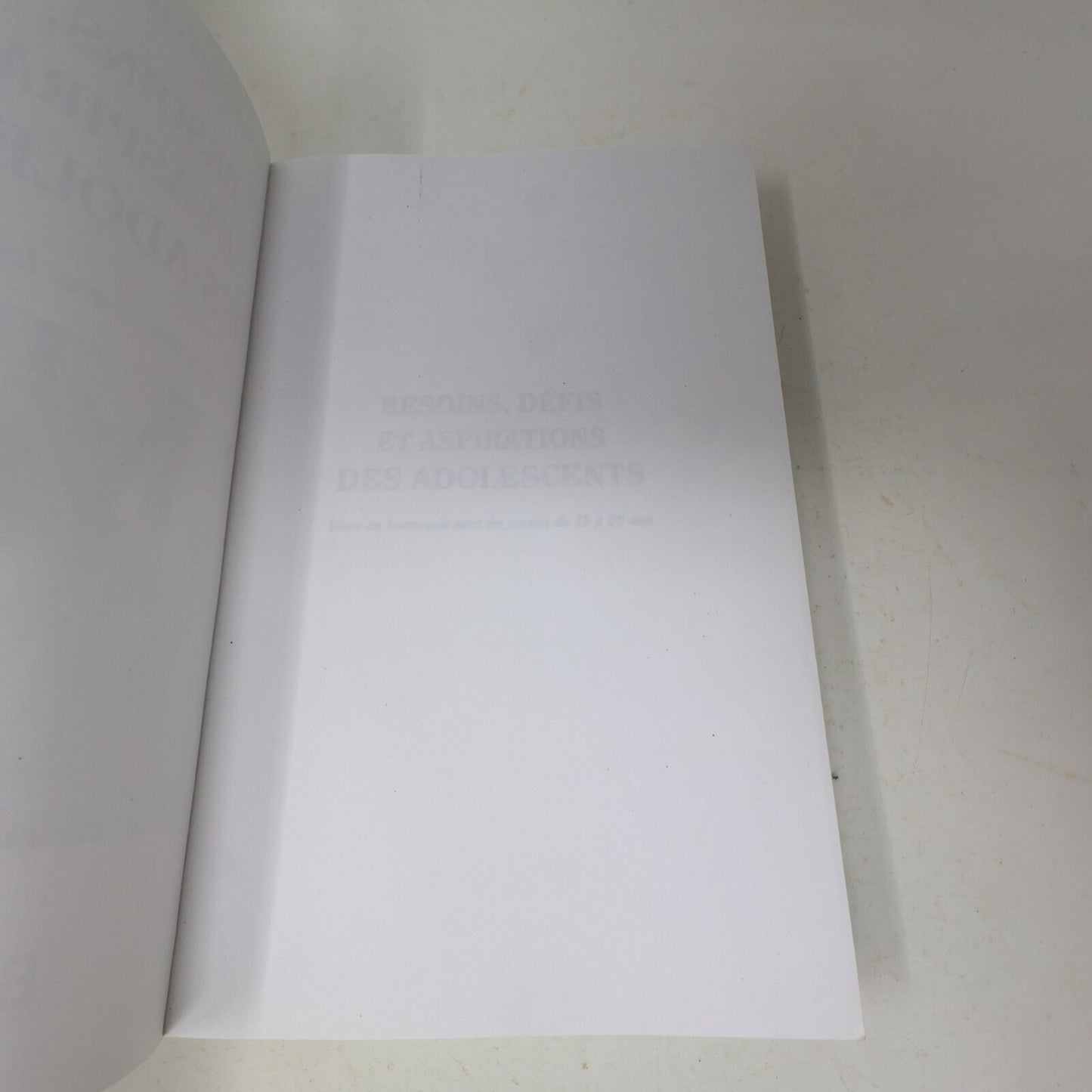 1995 Besoins Défis et Aspirations des Adolescents Éducation Parentalité Français