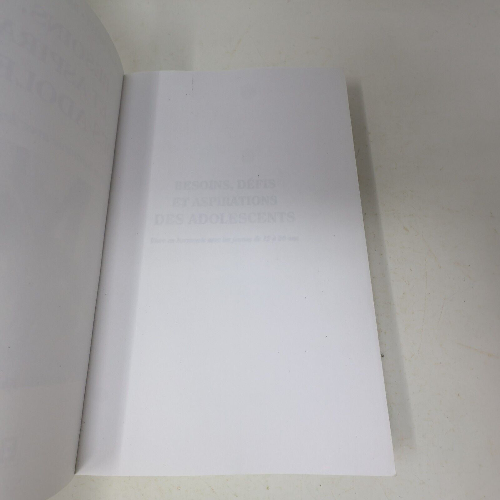 1995 Besoins Défis et Aspirations des Adolescents Éducation Parentalité Français