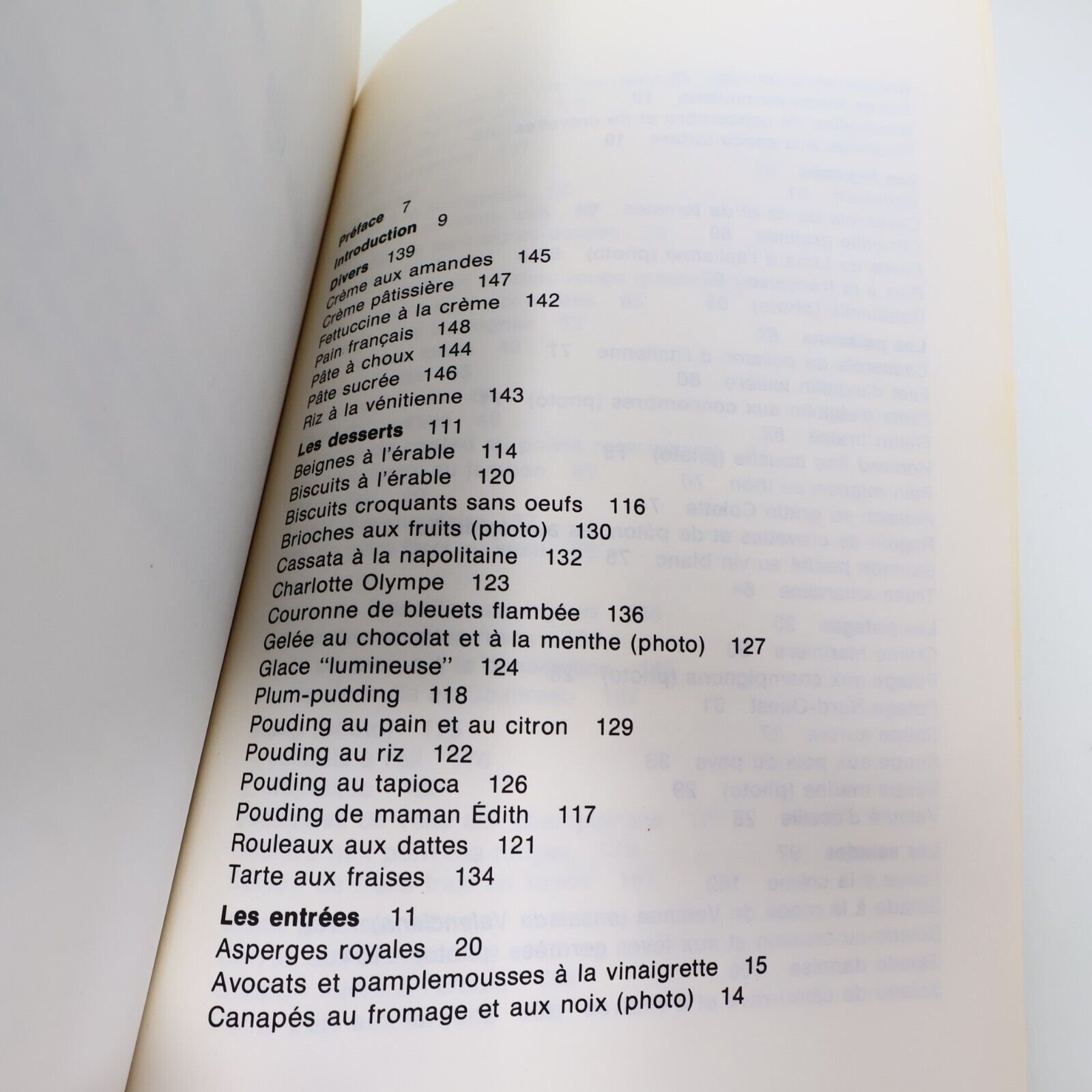 La Cuisine Joyeuse de Soeur Angèle Lot 2 Livres Recettes Table Français 1980s