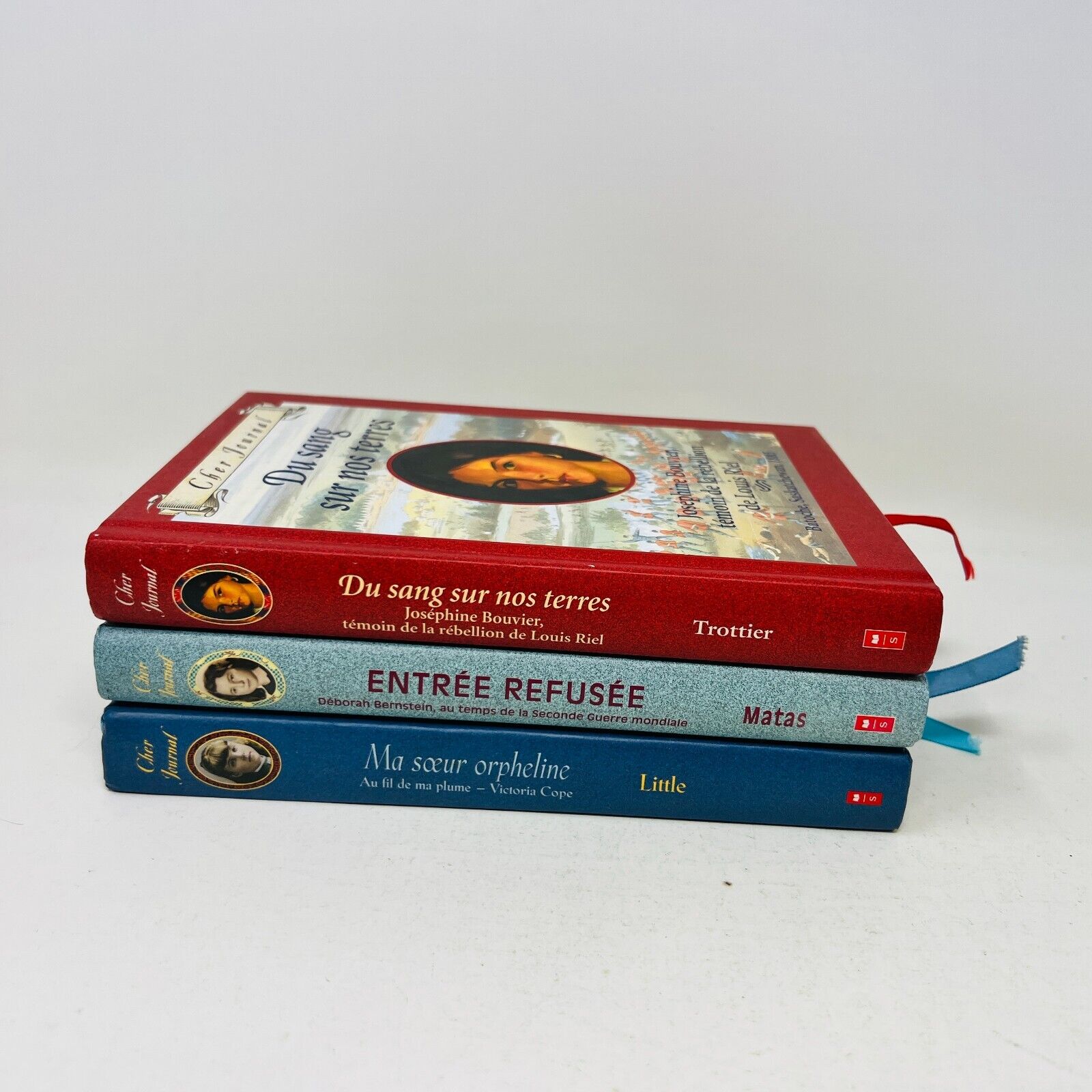 Cher Journal Du Sang sur nos Terres/Entrée Refusée/Ma Soeur Orpheline Lot Livres