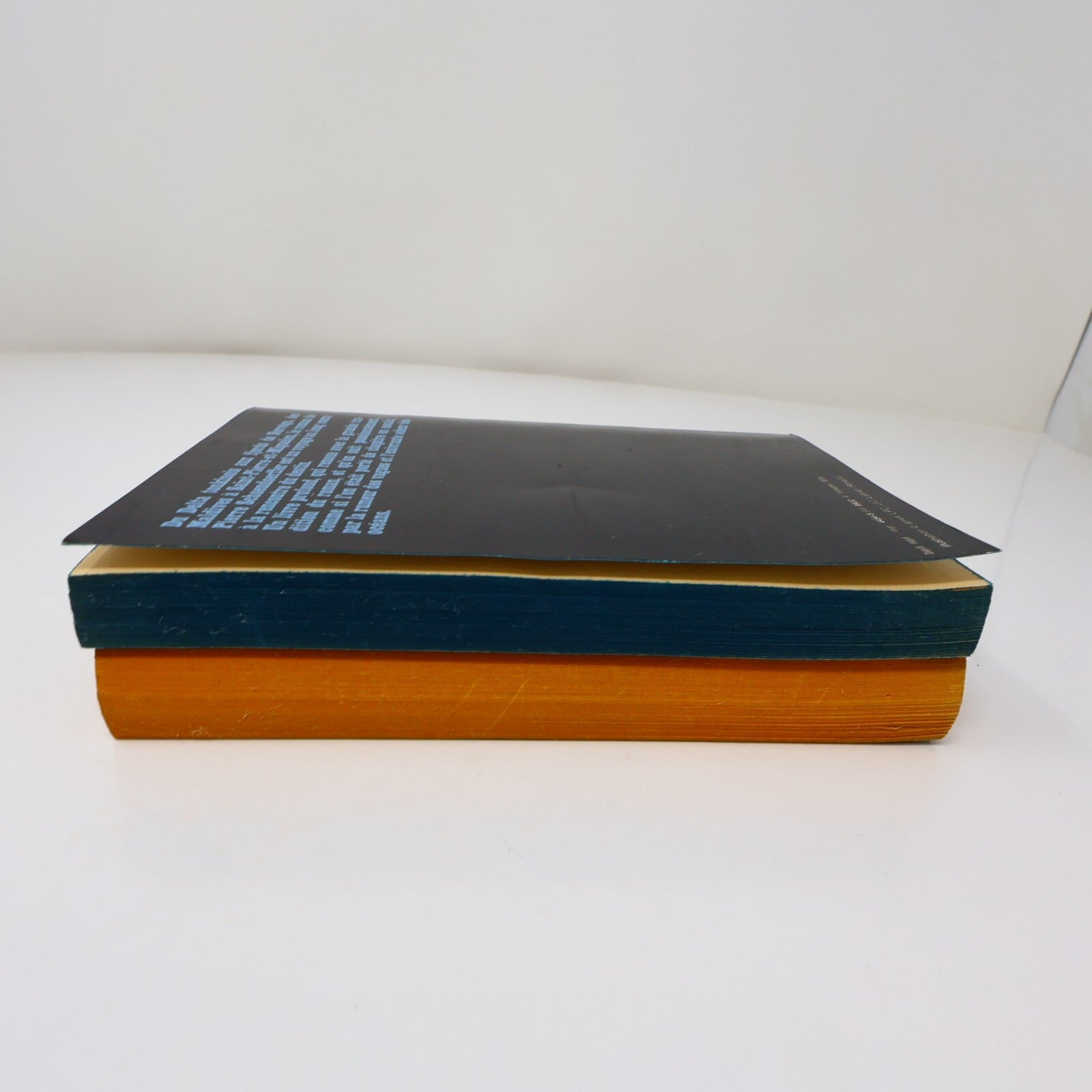 Pierre Schoendoerffer Lot 2 Livres Poche Le Crabe-Tambour/L'Adieu au Roi Roman