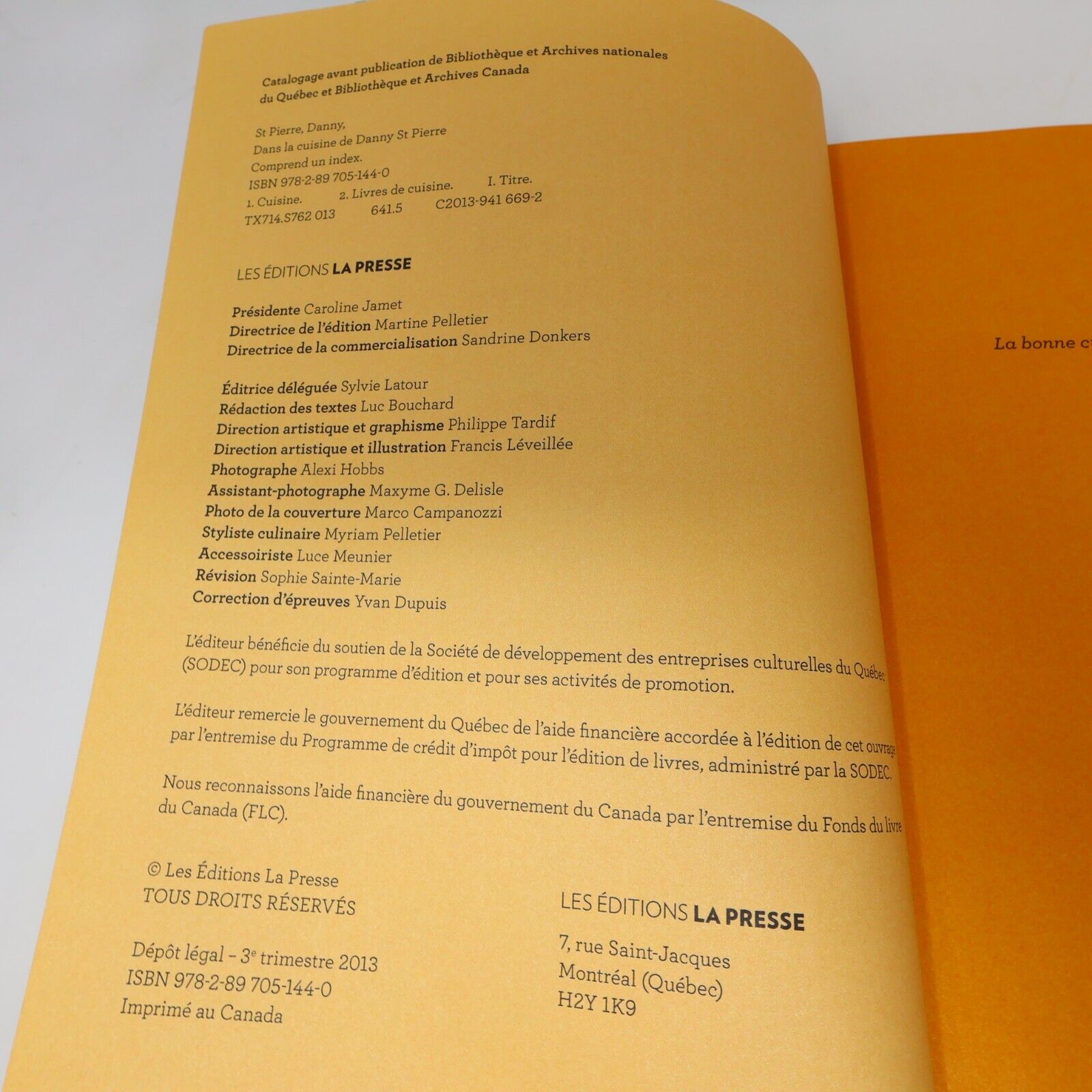 2013 Dans la Cuisine de Danny St Pierre Recettes Québec La Presse Français Livre