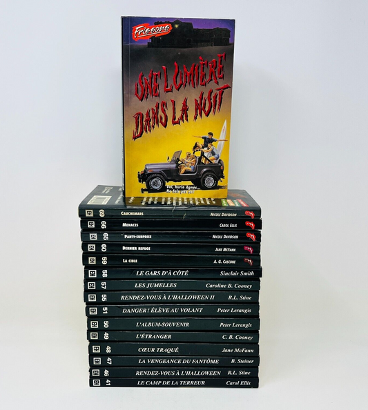 Frissons Lot 16 Livres EH Cauchemars/Menaces/La Cible/Jumelles Stine Français