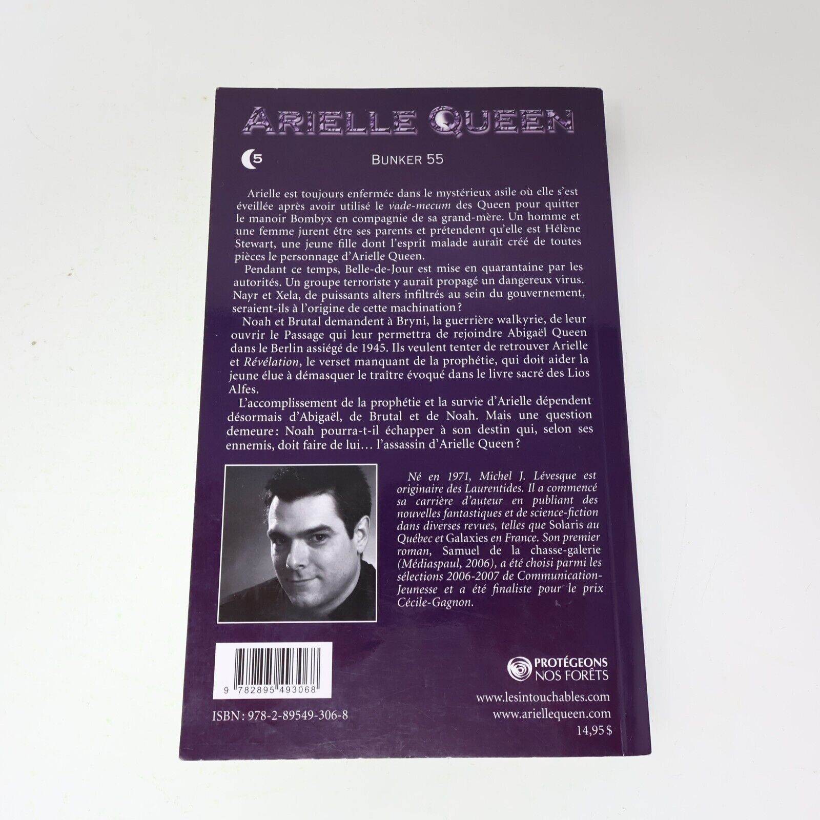 2007 Arielle Queen #5 Bunker 55 de Michel J. Lévesque Les Intouchables Français